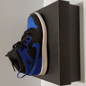 Jordan 1 MID (PS) Size 2 Black/Hyper Royal-White